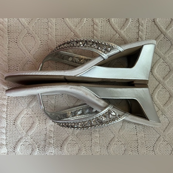 East 5th Elegant Silver Women's Rhinestone Sandals Women’s size 8.5 - Picture 5 of 11